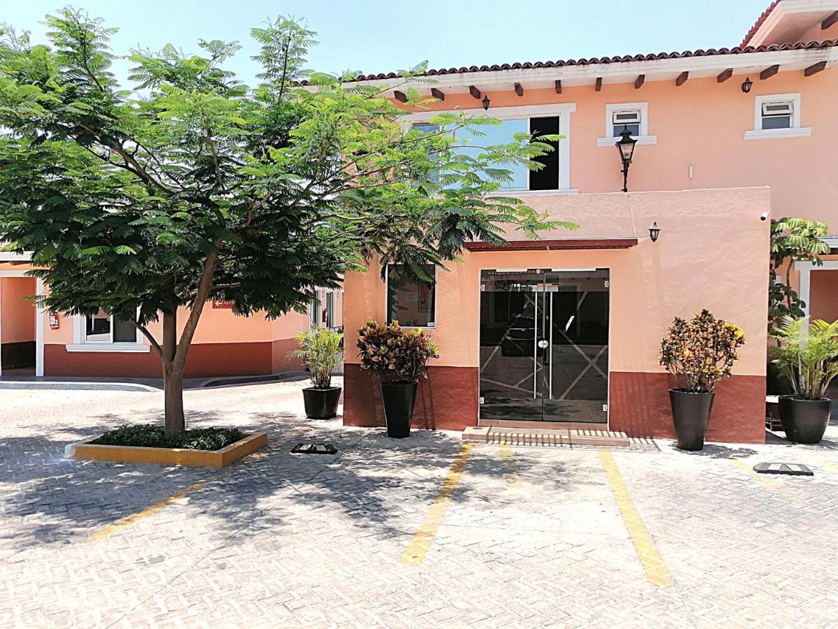Hotel Aquiles Guadalajara Kültér fotó